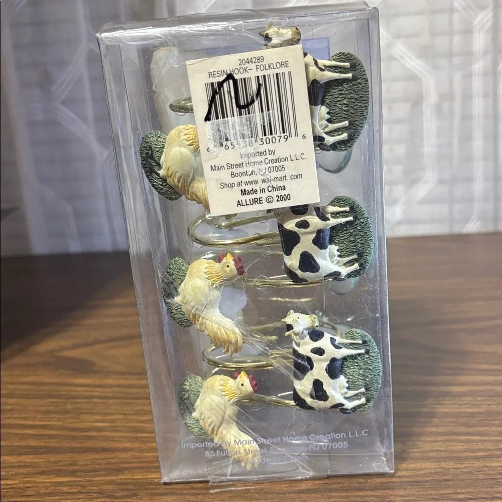 NWT Jubilee 12 pc decorative shower curtain/curtain hooks Barn Chicken Pig Cow